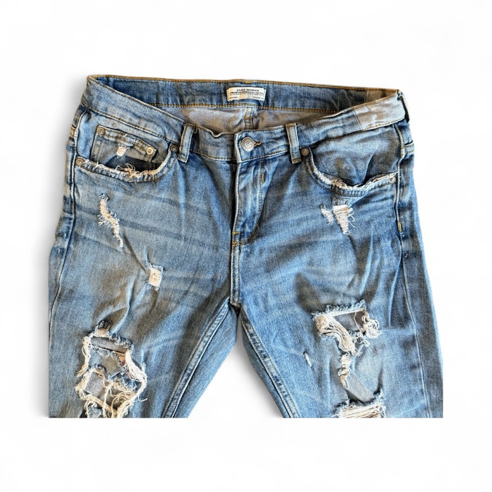 Zara Stylish Blue Distressed Women Jeans - Picture 4 of 6